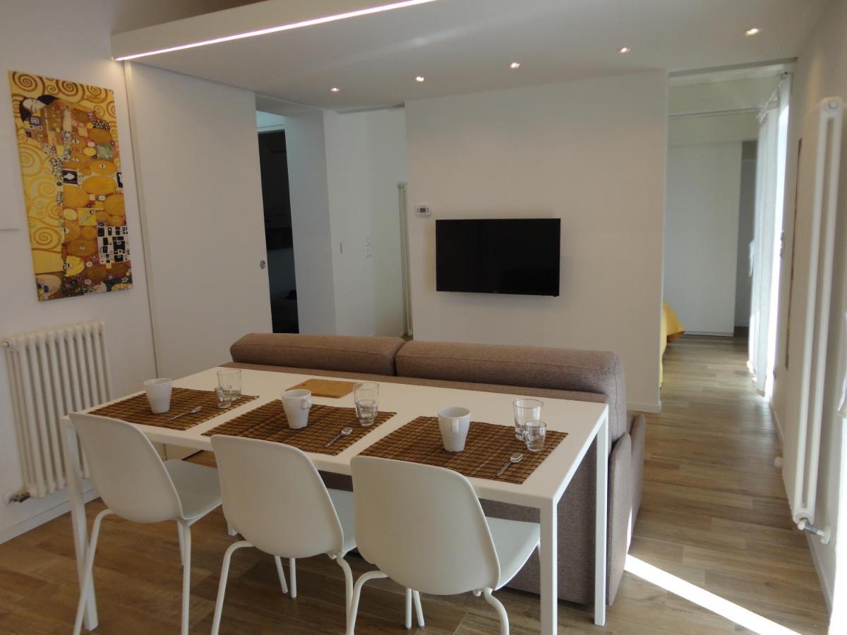 דירות פסקרה Casa Klimt Vicinissima Al Mare Parcheggio Privato Gratuito Se Disponibile מראה חיצוני תמונה