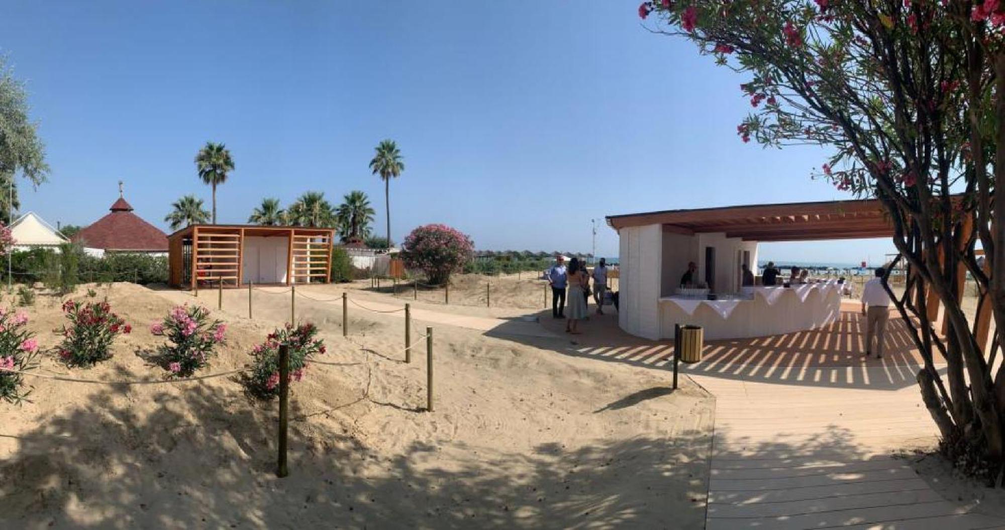 דירות פסקרה Casa Klimt Vicinissima Al Mare Parcheggio Privato Gratuito Se Disponibile מראה חיצוני תמונה